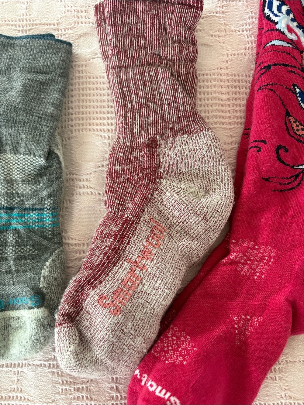 Women’s size medium three pairs, smart wool ski hiking socks - Picture 3 of 7
